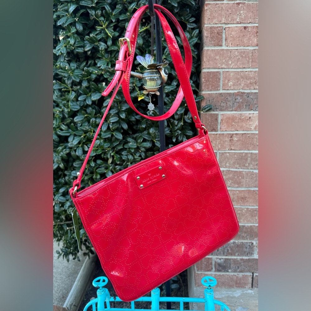 Kate Spade Darby Metro Spade Chili Red Heart Patent Leather Crossbody Woman Bag